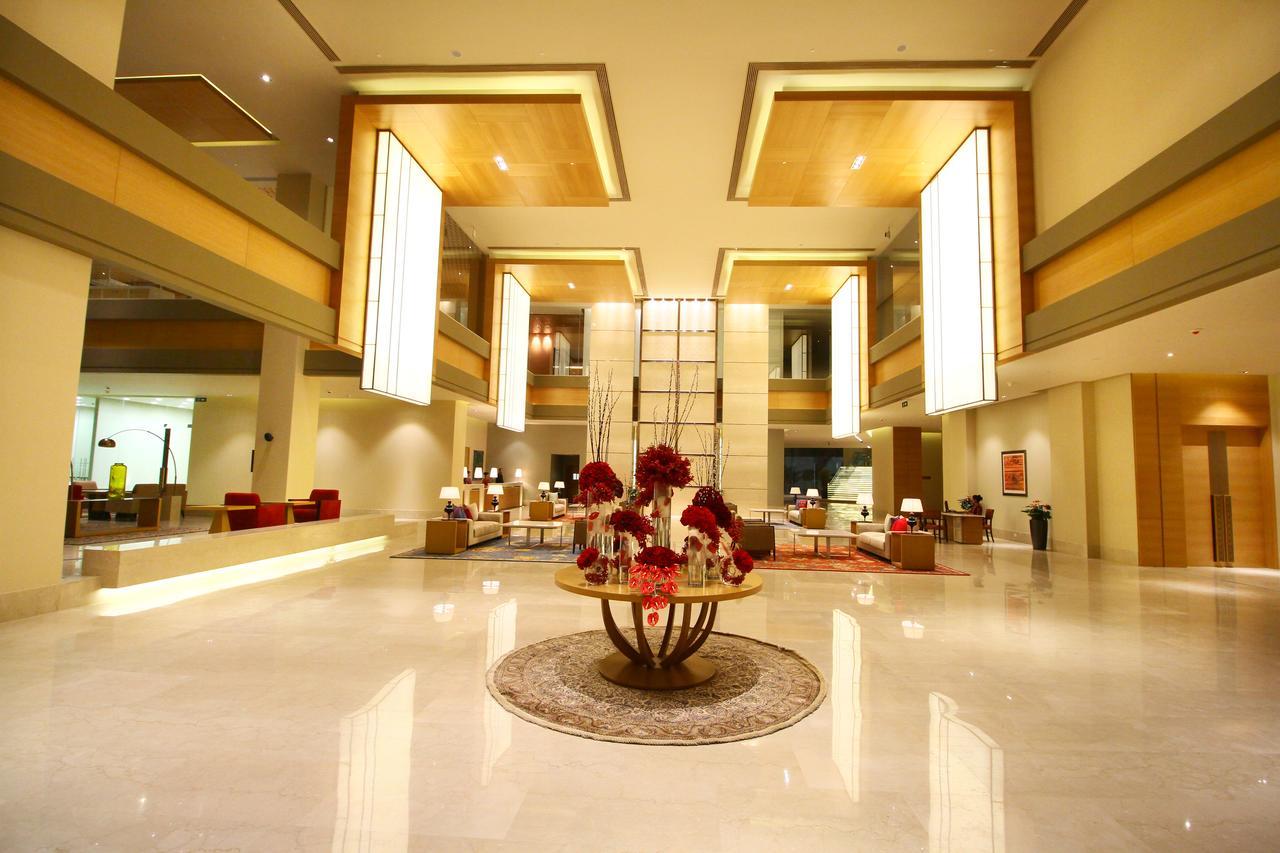 Taj Bangalore Devanahalli Ngoại thất bức ảnh The lobby of the hotel